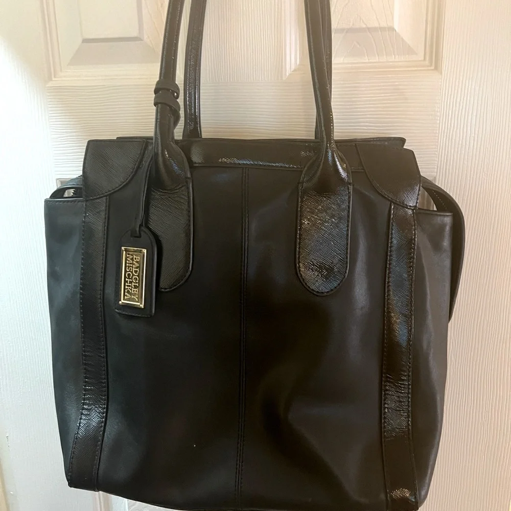 Badgley Mischka leather hobo handbag with gold tone hardware,great condition